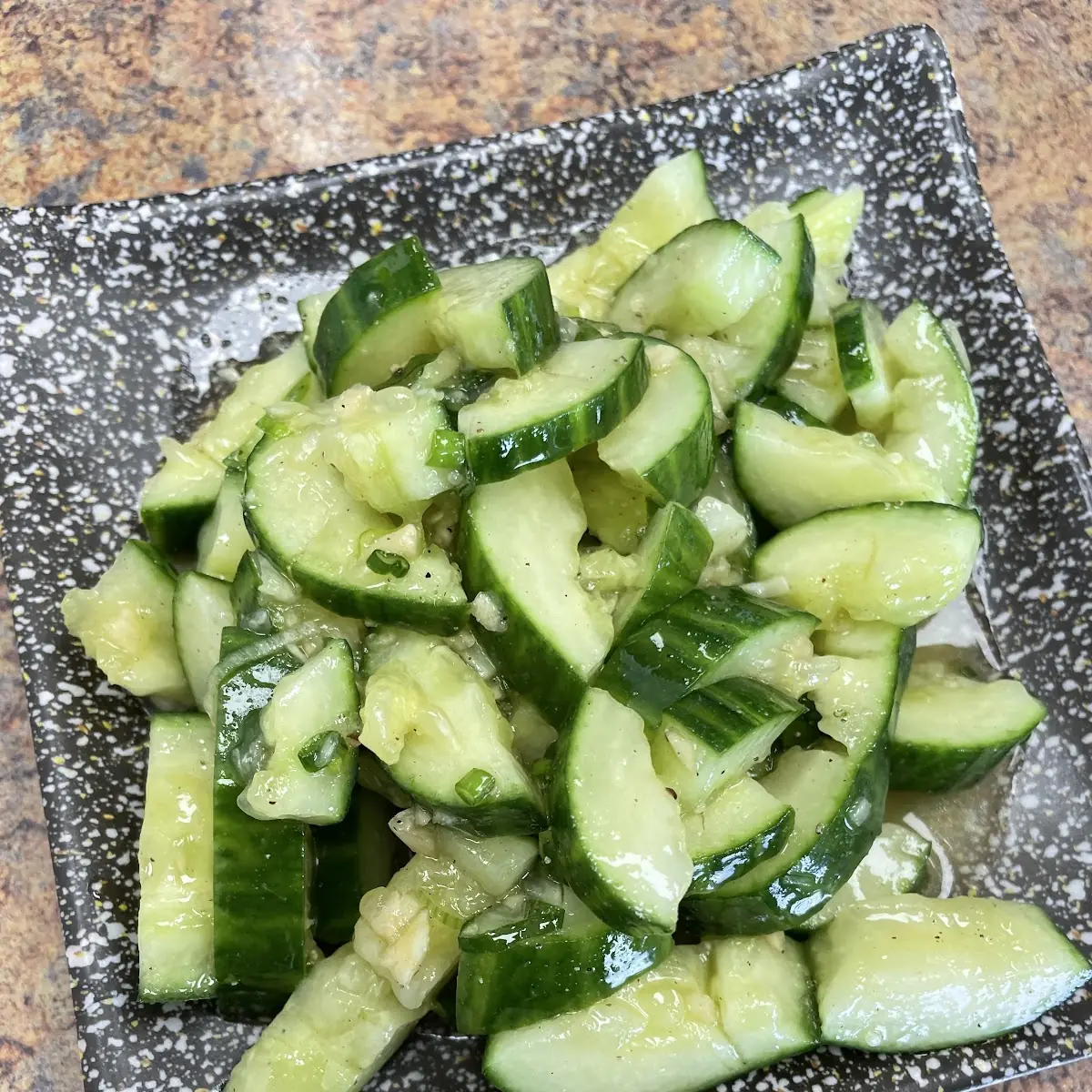 cucumber salad 凉拌青瓜